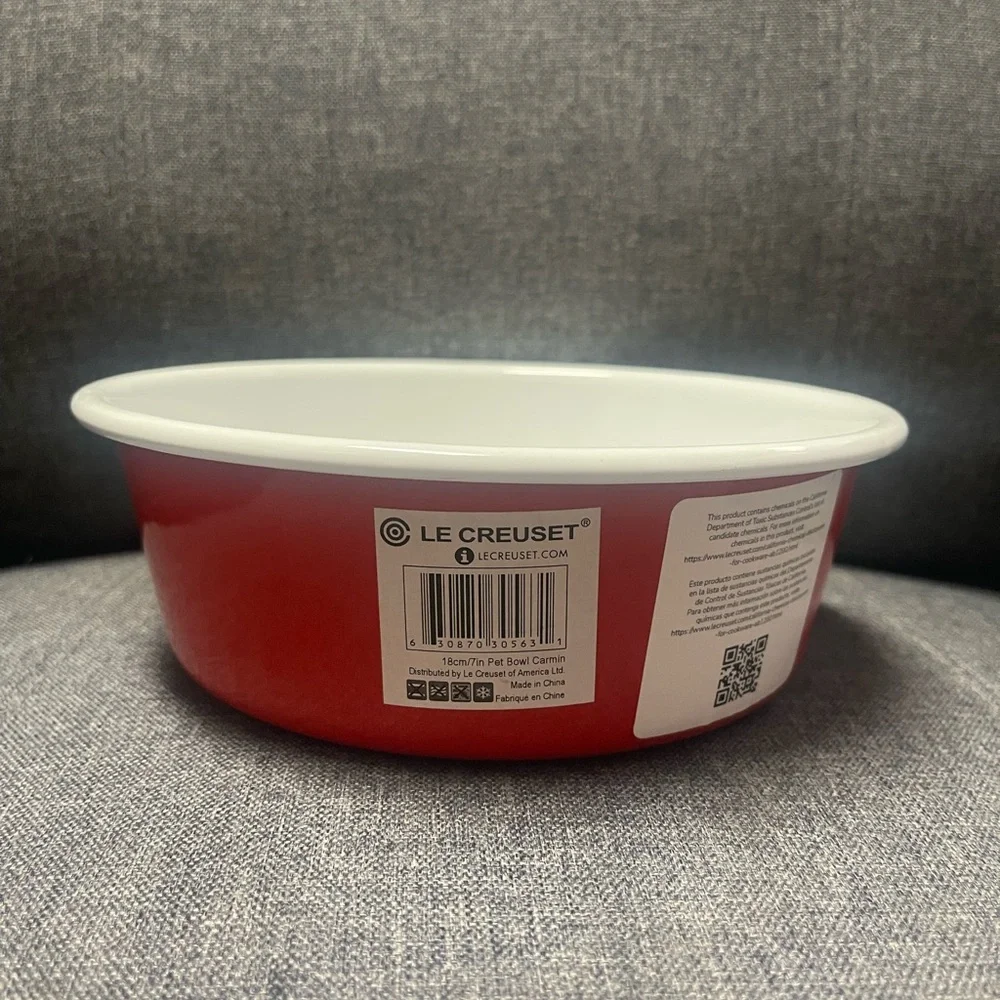 Le Creuset collection pet only